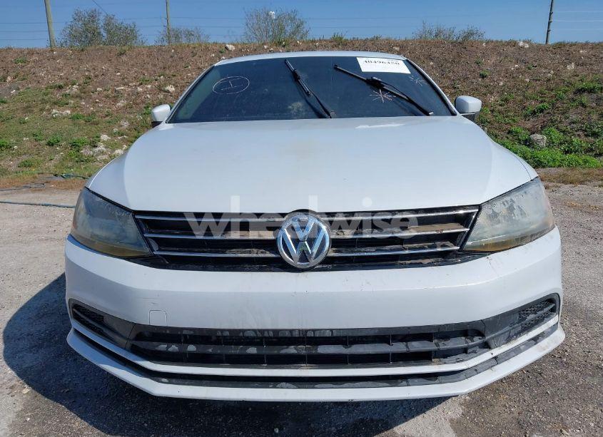 Photo 6 of 2017 Volkswagen Jetta 1.4T S (VIN 3VW2B7AJ4HM273306)