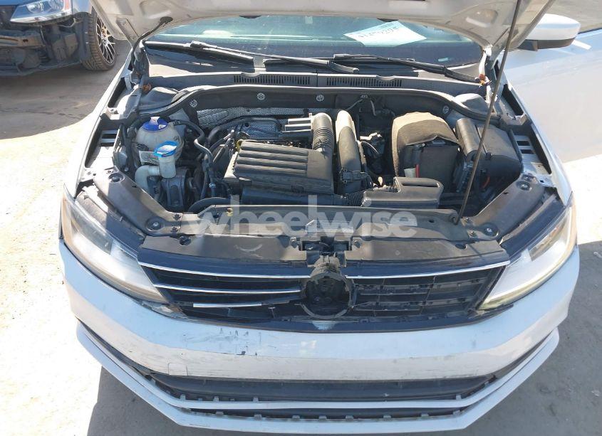 Photo 10 of 2017 Volkswagen Jetta 1.4T S (VIN 3VW2B7AJ4HM284841)