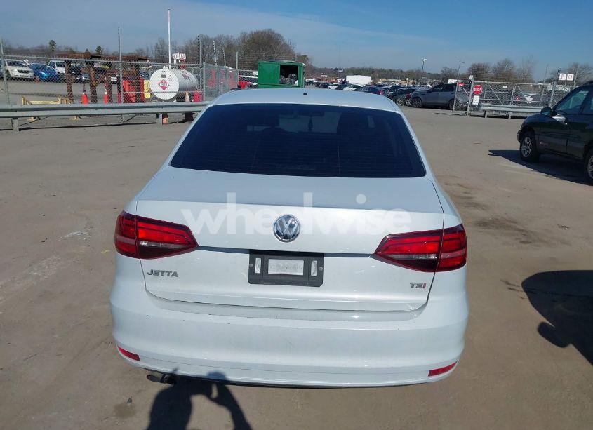 Photo 16 of 2017 Volkswagen Jetta 1.4T S (VIN 3VW2B7AJ4HM284841)