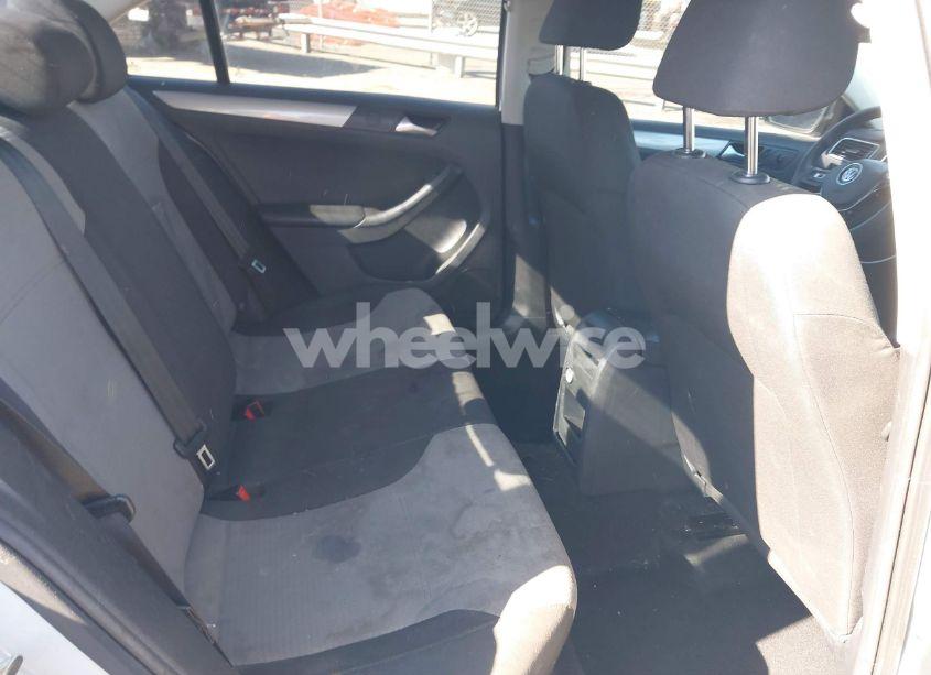 Photo 8 of 2017 Volkswagen Jetta 1.4T S (VIN 3VW2B7AJ4HM284841)