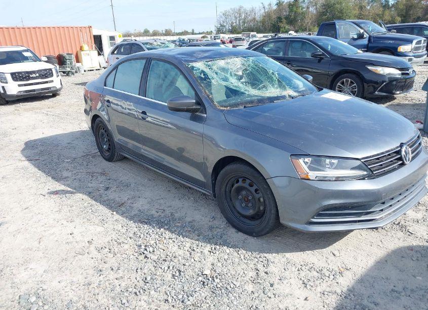 2017 Volkswagen Jetta 1.4T S (VIN 3VW2B7AJ4HM329647) main photo