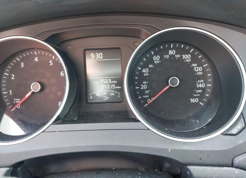 Photo 7 of 2017 Volkswagen Jetta 1.4T S (VIN 3VW2B7AJ4HM329647)