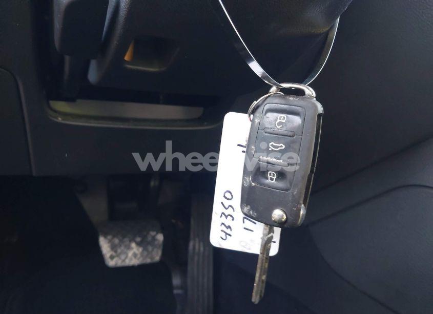 Photo 11 of 2017 Volkswagen Jetta 1.4T S (VIN 3VW2B7AJ4HM337571)