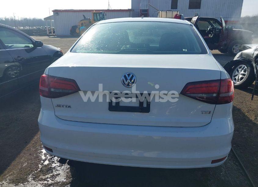 Photo 16 of 2017 Volkswagen Jetta 1.4T S (VIN 3VW2B7AJ4HM337571)