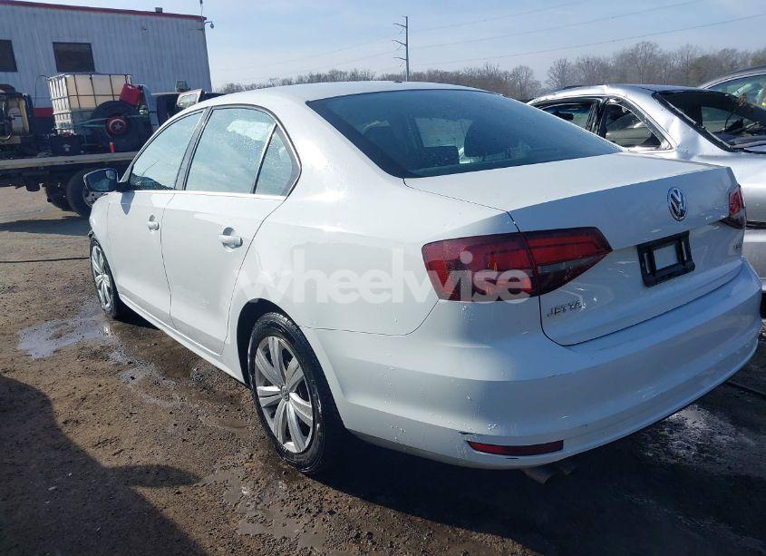 Photo 3 of 2017 Volkswagen Jetta 1.4T S (VIN 3VW2B7AJ4HM337571)