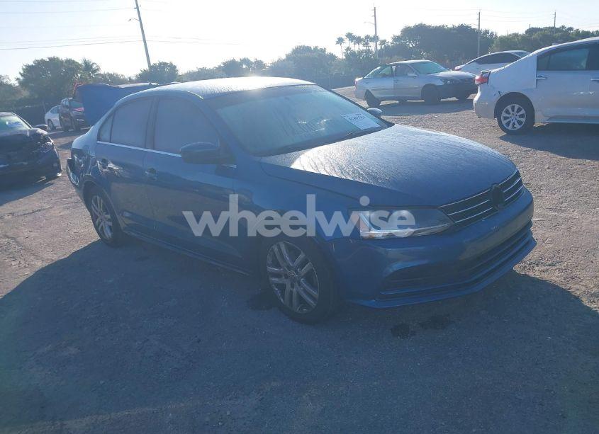 2017 Volkswagen Jetta 1.4T S (VIN 3VW2B7AJ4HM361370) main photo