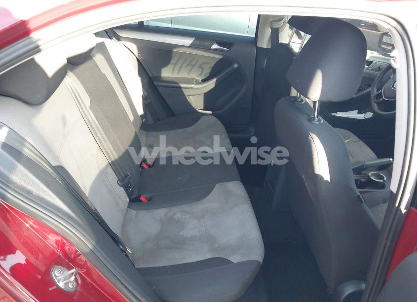 Photo 8 of 2017 Volkswagen Jetta 1.4T S (VIN 3VW2B7AJ4HM361708)