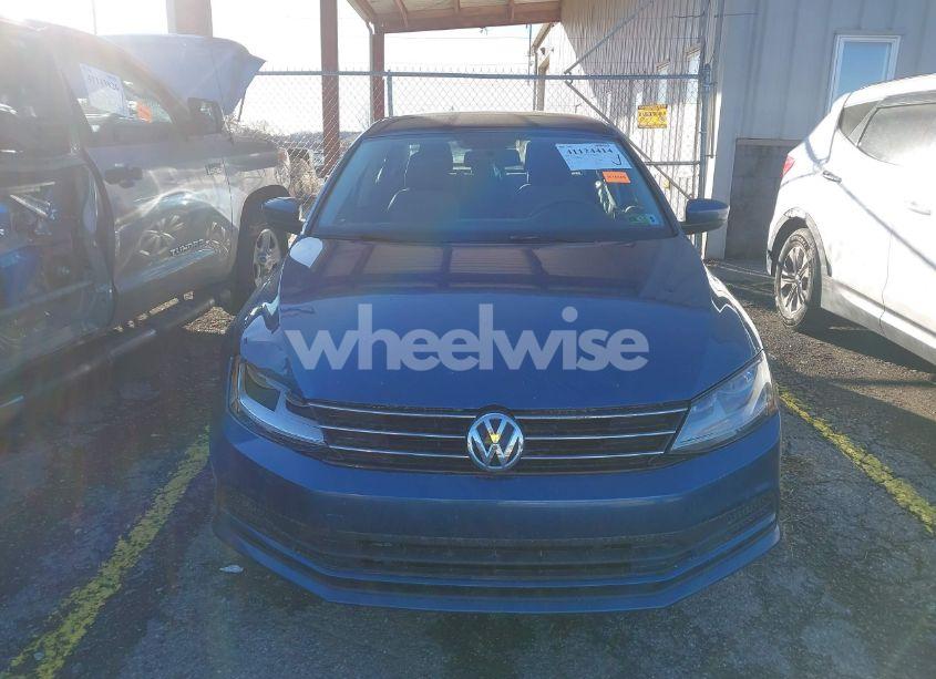 Photo 12 of 2017 Volkswagen Jetta 1.4T S (VIN 3VW2B7AJ4HM383241)