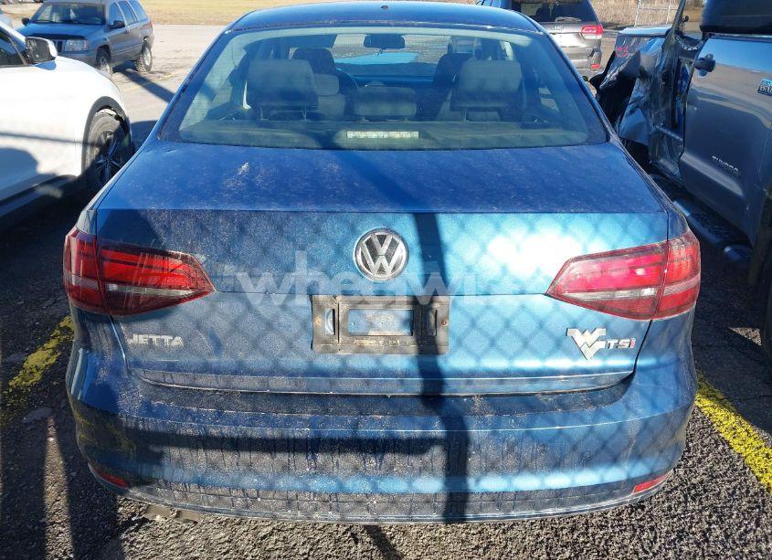 Photo 16 of 2017 Volkswagen Jetta 1.4T S (VIN 3VW2B7AJ4HM383241)