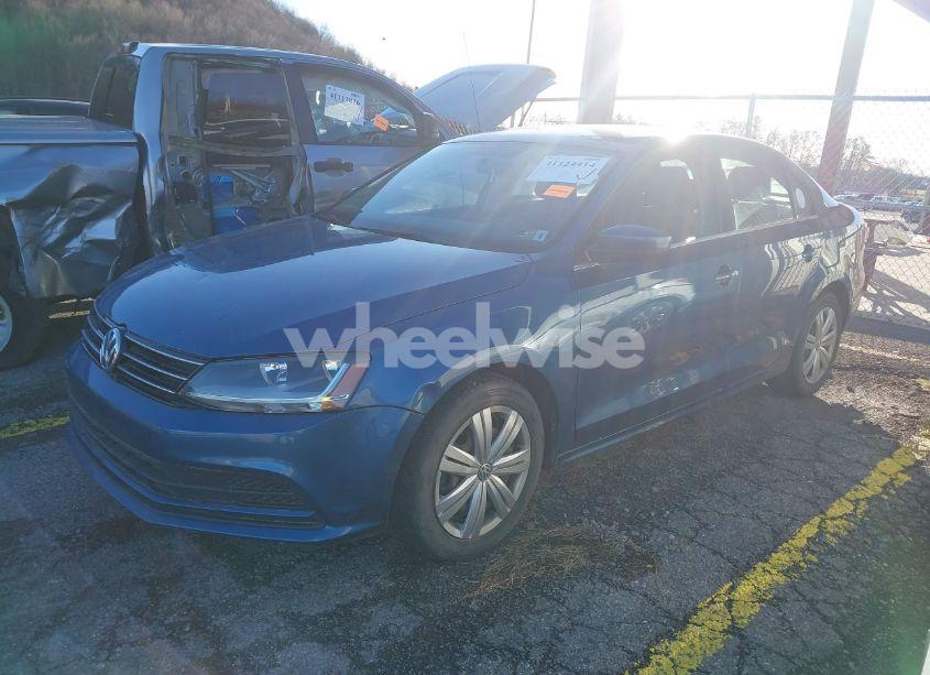 Photo 2 of 2017 Volkswagen Jetta 1.4T S (VIN 3VW2B7AJ4HM383241)