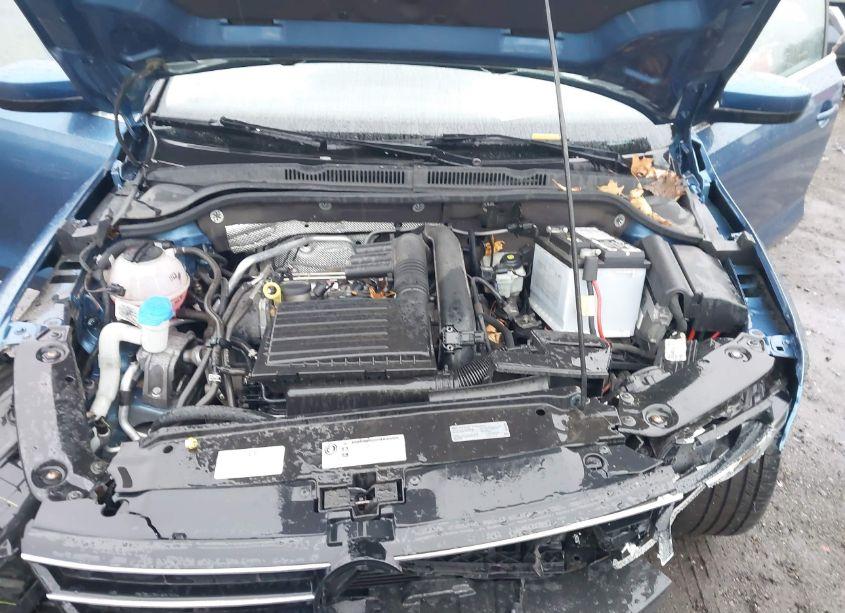 Photo 10 of 2017 Volkswagen Jetta 1.4T S (VIN 3VW2B7AJ5HM202437)