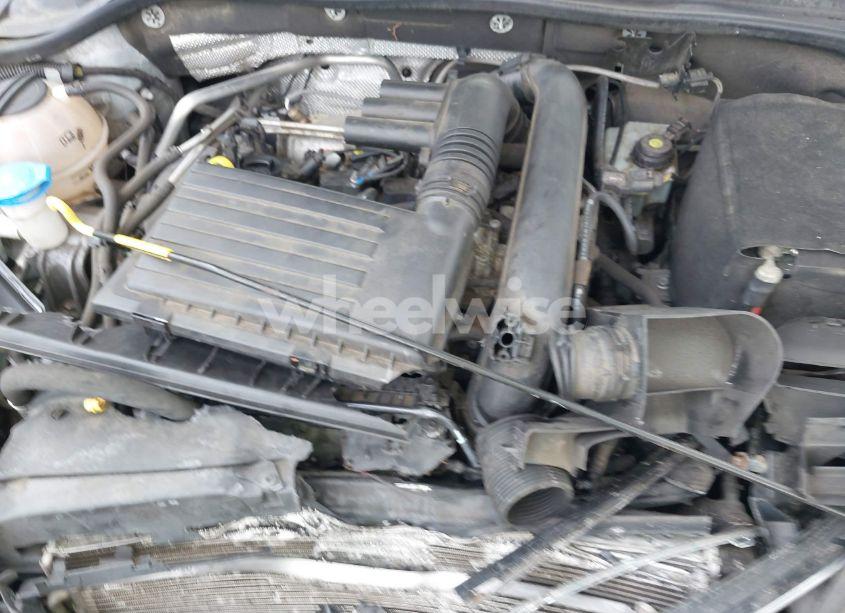 Photo 10 of 2017 Volkswagen Jetta 1.4T S (VIN 3VW2B7AJ5HM223207)