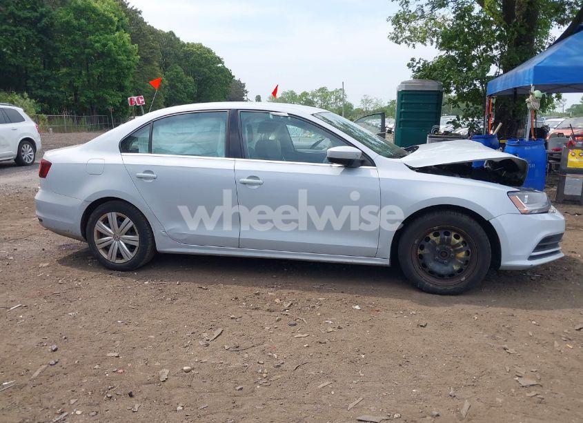 Photo 13 of 2017 Volkswagen Jetta 1.4T S (VIN 3VW2B7AJ5HM223207)