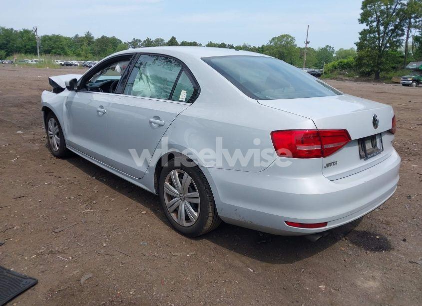 Photo 3 of 2017 Volkswagen Jetta 1.4T S (VIN 3VW2B7AJ5HM223207)