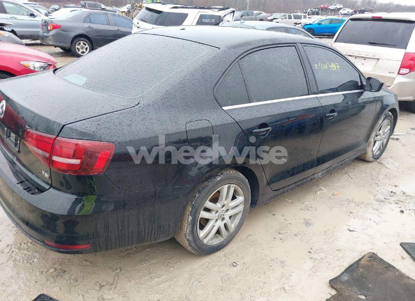 Photo 4 of 2017 Volkswagen Jetta 1.4T S (VIN 3VW2B7AJ5HM224714)