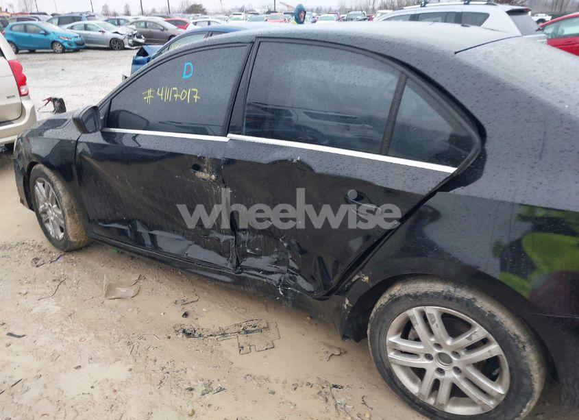 Photo 6 of 2017 Volkswagen Jetta 1.4T S (VIN 3VW2B7AJ5HM224714)