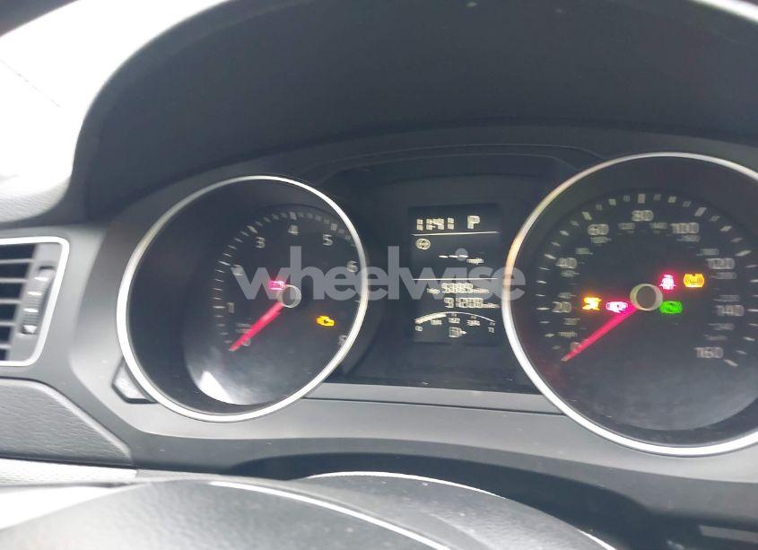 Photo 7 of 2017 Volkswagen Jetta 1.4T S (VIN 3VW2B7AJ5HM224714)