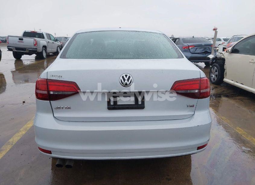 Photo 16 of 2017 Volkswagen Jetta 1.4T S (VIN 3VW2B7AJ5HM245854)