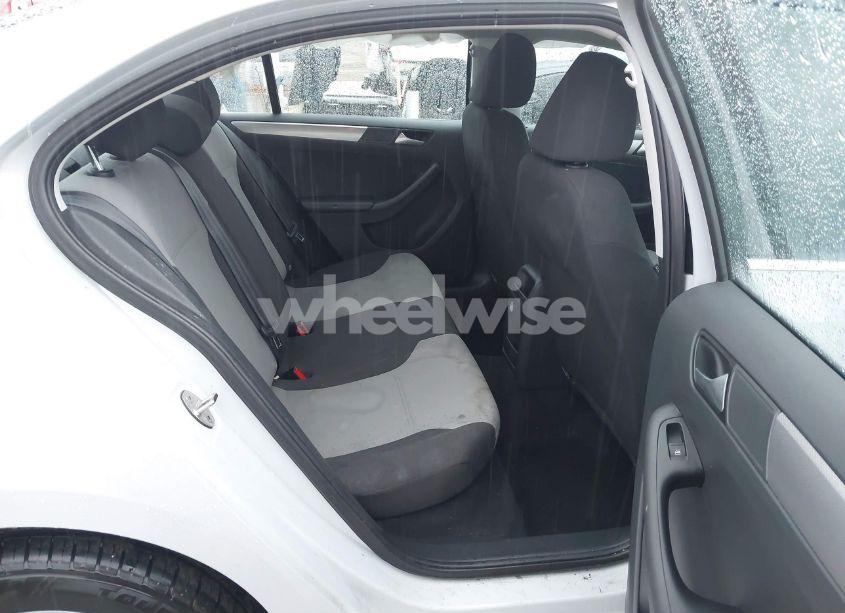 Photo 8 of 2017 Volkswagen Jetta 1.4T S (VIN 3VW2B7AJ5HM245854)