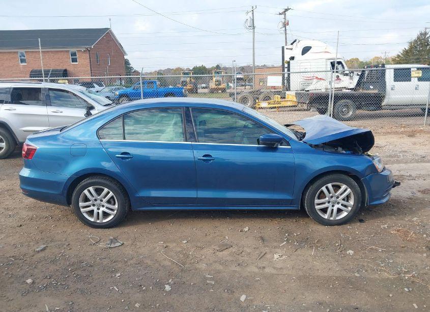 Photo 13 of 2017 Volkswagen Jetta 1.4T S (VIN 3VW2B7AJ5HM255896)