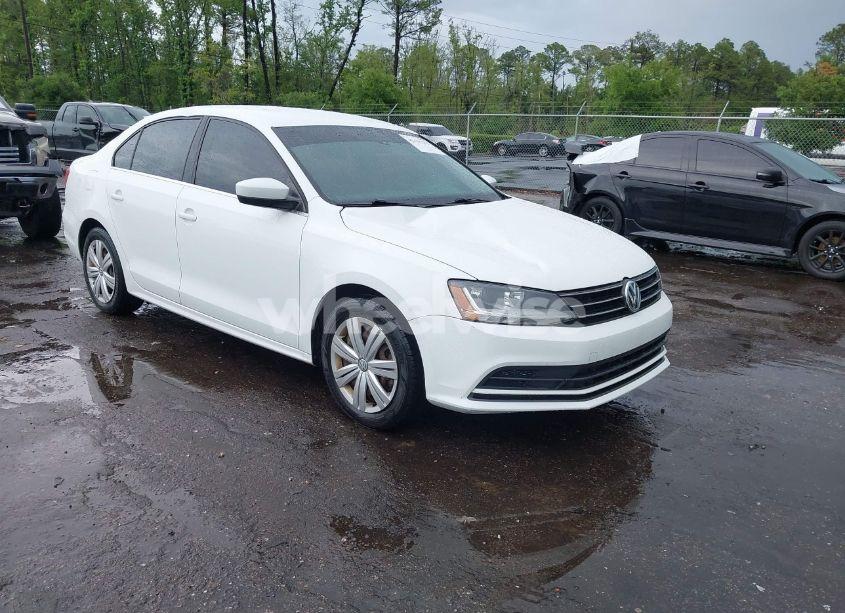 2017 Volkswagen Jetta 1.4T S (VIN 3VW2B7AJ5HM270396) main photo