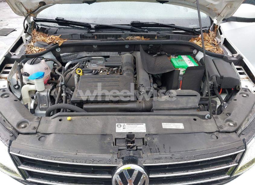 Photo 10 of 2017 Volkswagen Jetta 1.4T S (VIN 3VW2B7AJ5HM270396)