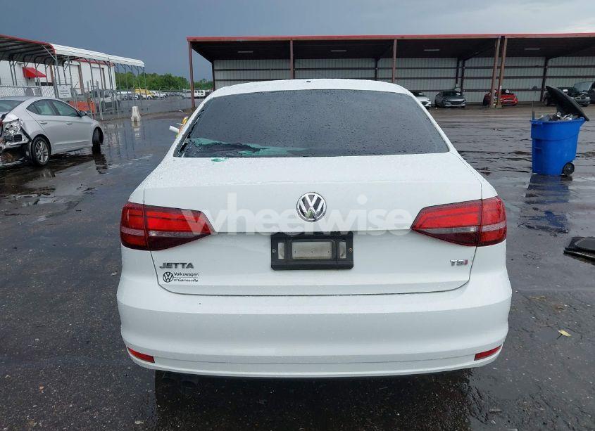 Photo 16 of 2017 Volkswagen Jetta 1.4T S (VIN 3VW2B7AJ5HM270396)