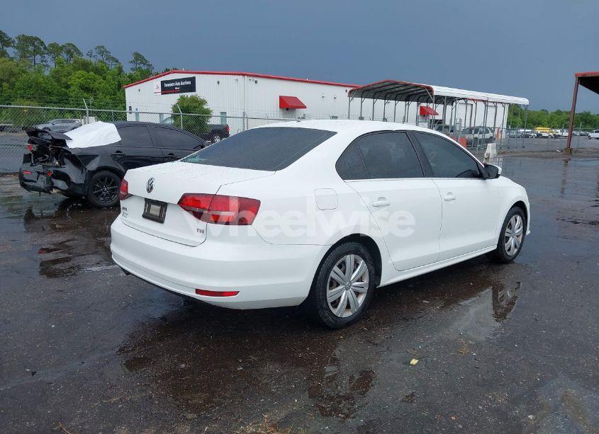 Photo 4 of 2017 Volkswagen Jetta 1.4T S (VIN 3VW2B7AJ5HM270396)