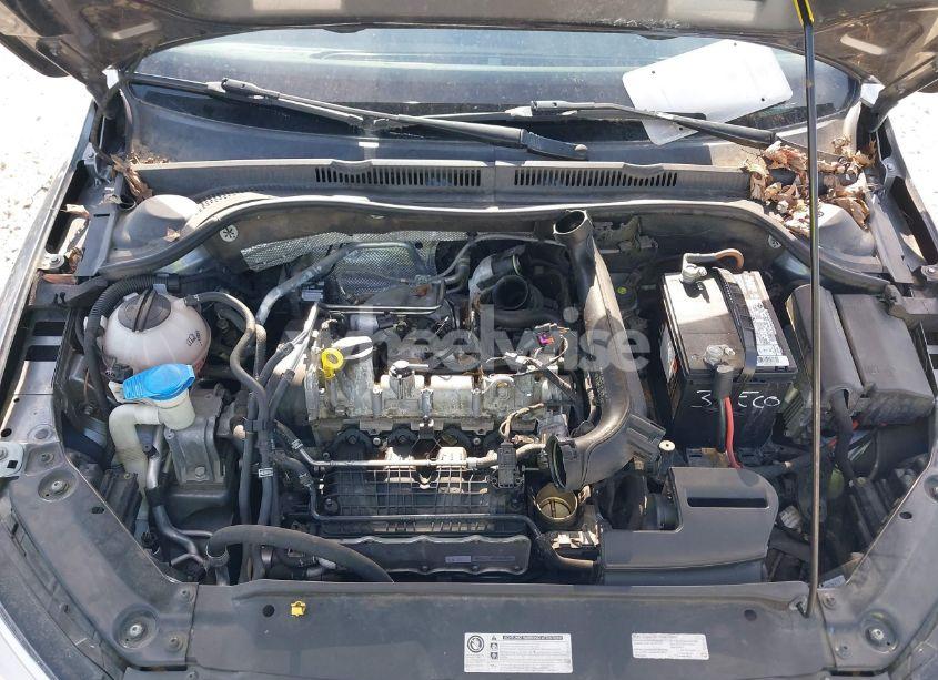 Photo 10 of 2017 Volkswagen Jetta 1.4T S (VIN 3VW2B7AJ5HM279776)