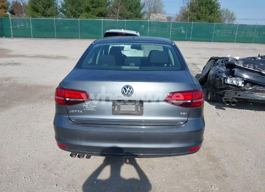Photo 16 of 2017 Volkswagen Jetta 1.4T S (VIN 3VW2B7AJ5HM279776)