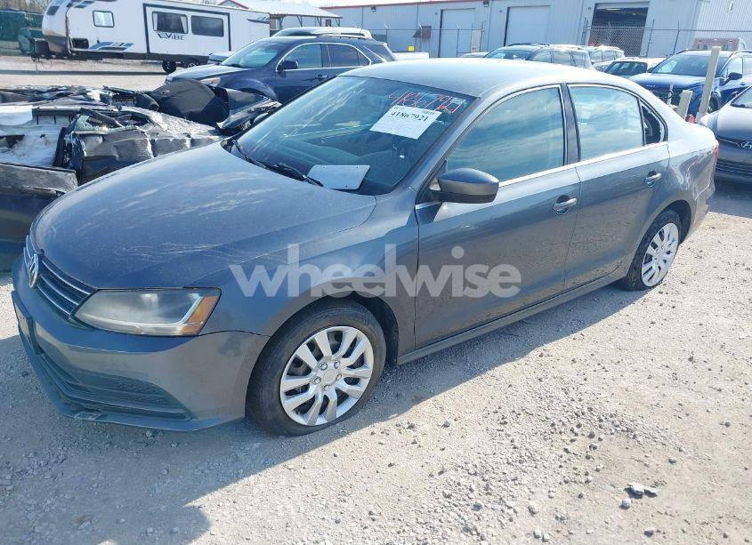 Photo 2 of 2017 Volkswagen Jetta 1.4T S (VIN 3VW2B7AJ5HM279776)