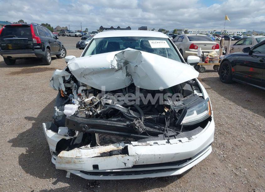 Photo 12 of 2017 Volkswagen Jetta 1.4T S (VIN 3VW2B7AJ5HM290616)