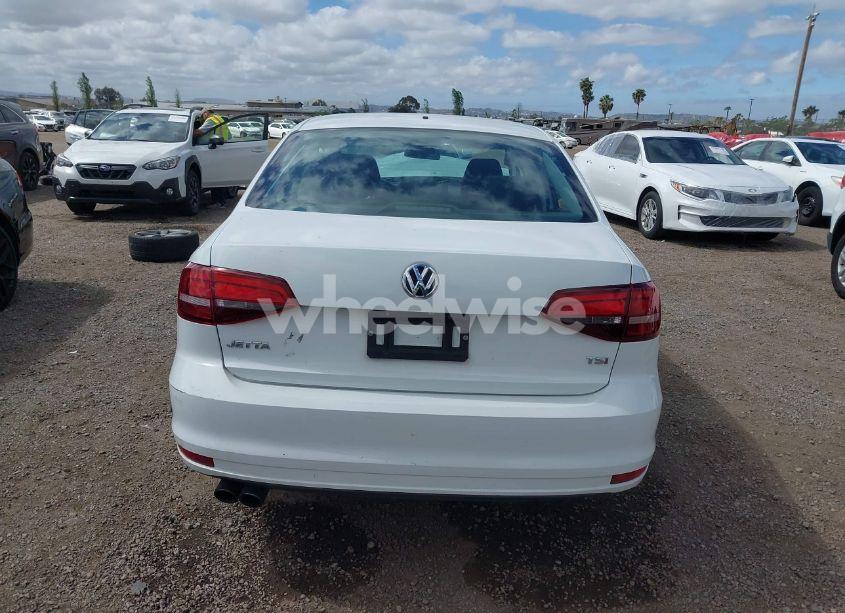 Photo 16 of 2017 Volkswagen Jetta 1.4T S (VIN 3VW2B7AJ5HM290616)