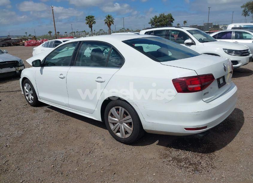 Photo 3 of 2017 Volkswagen Jetta 1.4T S (VIN 3VW2B7AJ5HM290616)