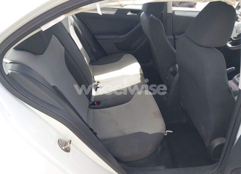 Photo 8 of 2017 Volkswagen Jetta 1.4T S (VIN 3VW2B7AJ5HM290616)