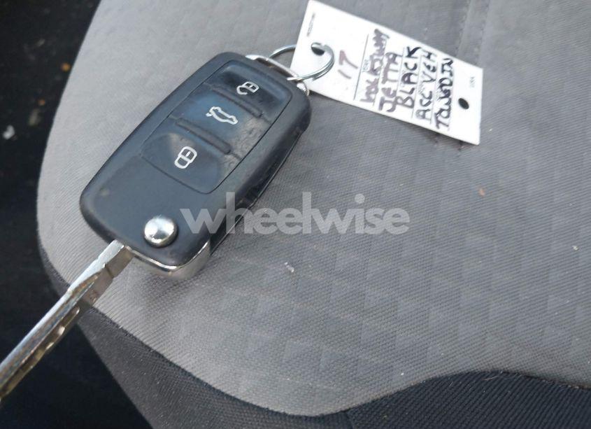 Photo 11 of 2017 Volkswagen Jetta 1.4T S (VIN 3VW2B7AJ5HM298778)