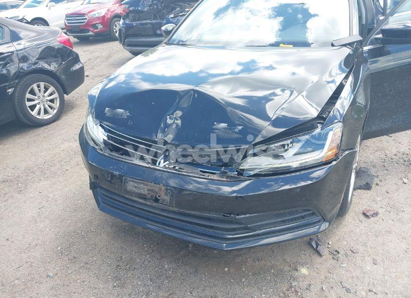 Photo 6 of 2017 Volkswagen Jetta 1.4T S (VIN 3VW2B7AJ5HM298778)