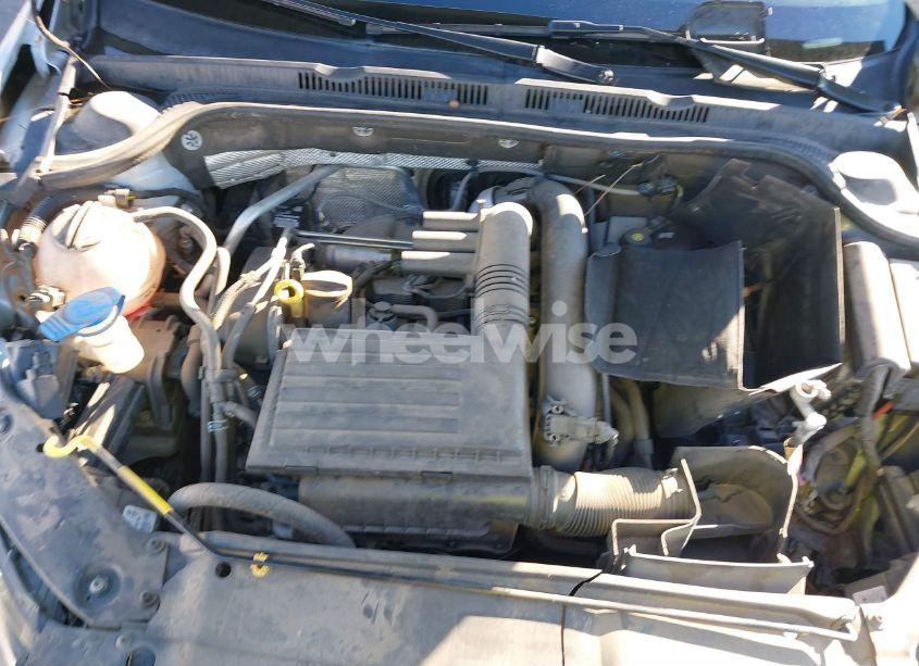 Photo 10 of 2017 Volkswagen Jetta 1.4T S (VIN 3VW2B7AJ5HM312694)