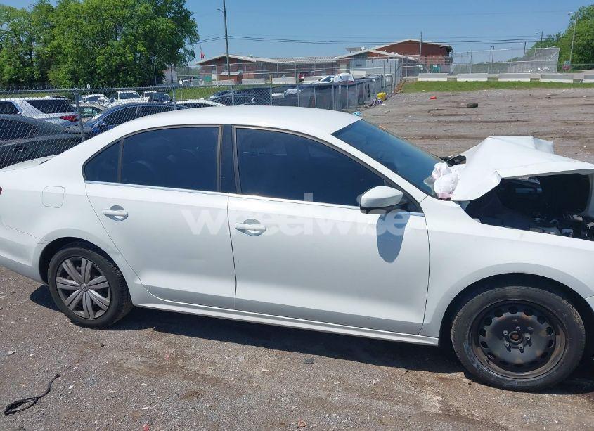 Photo 14 of 2017 Volkswagen Jetta 1.4T S (VIN 3VW2B7AJ5HM332931)
