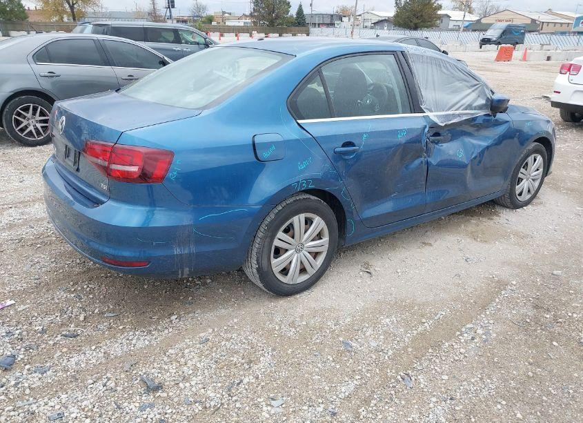 Photo 4 of 2017 Volkswagen Jetta 1.4T S (VIN 3VW2B7AJ5HM342200)