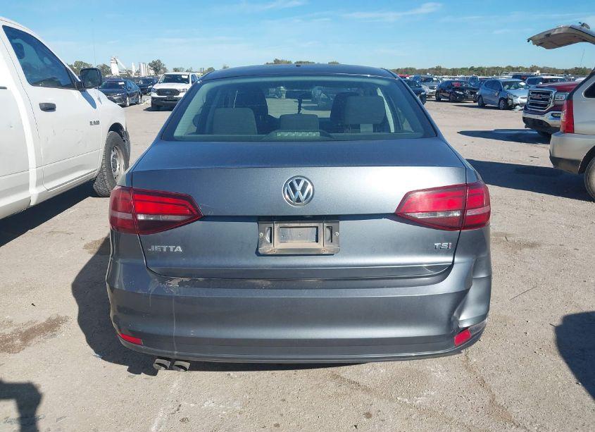 Photo 16 of 2017 Volkswagen Jetta 1.4T S (VIN 3VW2B7AJ5HM353178)