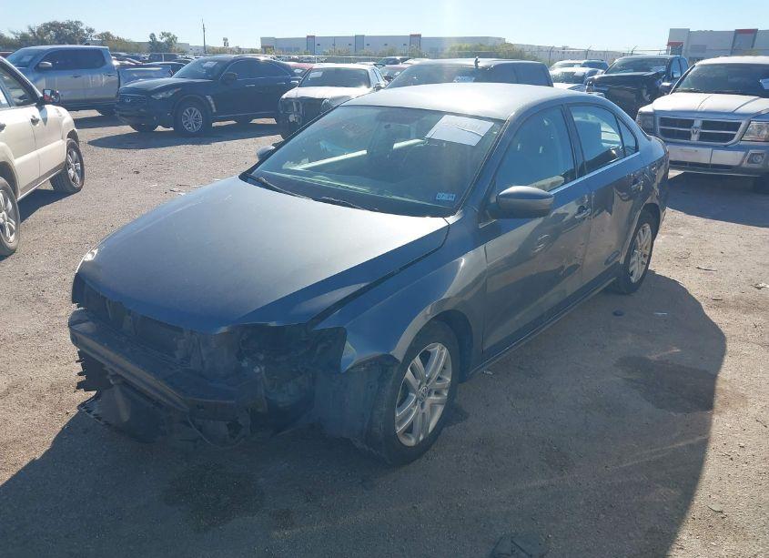 Photo 6 of 2017 Volkswagen Jetta 1.4T S (VIN 3VW2B7AJ5HM353178)