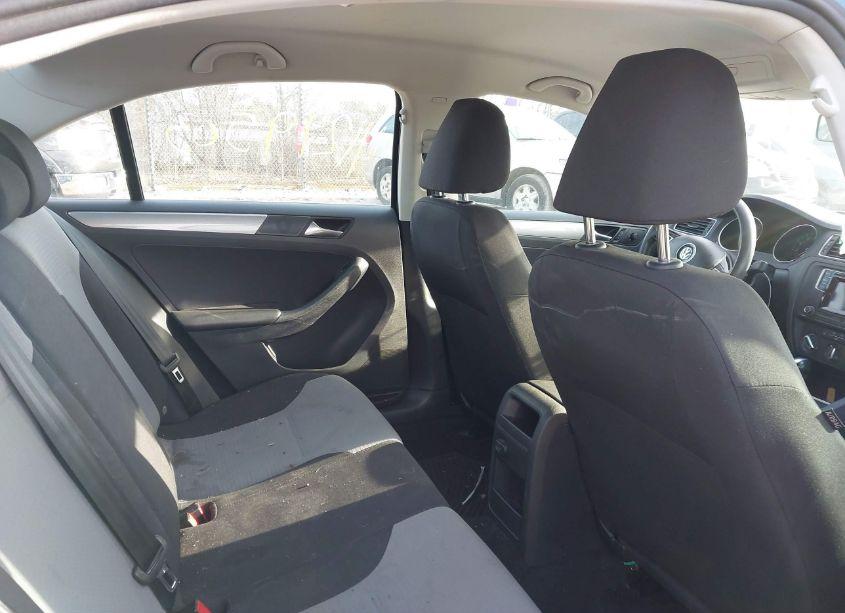 Photo 22 of 2017 Volkswagen Jetta 1.4T S (VIN 3VW2B7AJ5HM378680)