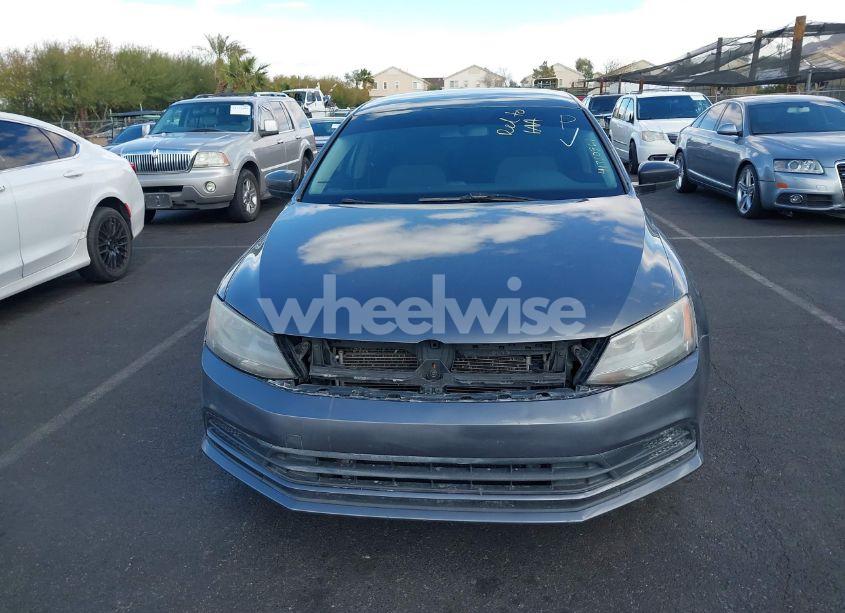 Photo 6 of 2018 Volkswagen Jetta 1.4T S (VIN 3VW2B7AJ5JM236187)