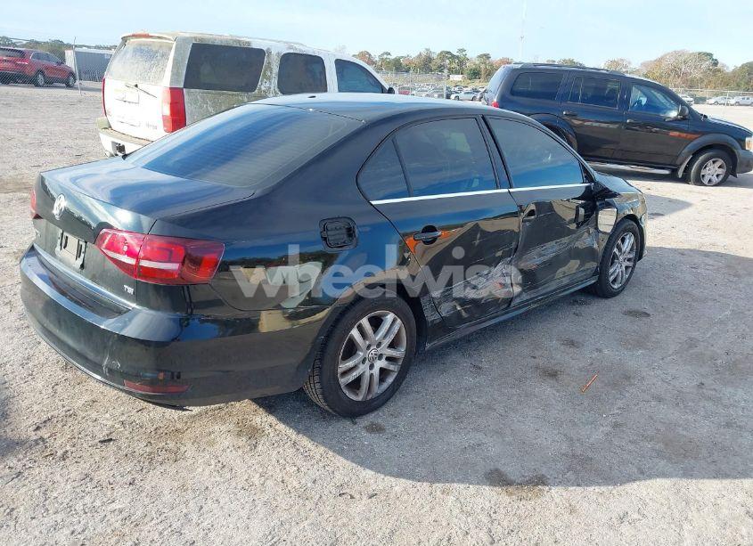 Photo 4 of 2017 Volkswagen Jetta 1.4T S (VIN 3VW2B7AJ6HM252831)