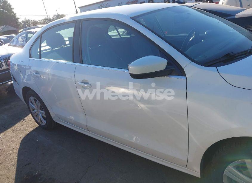 Photo 13 of 2017 Volkswagen Jetta 1.4T S (VIN 3VW2B7AJ6HM282802)