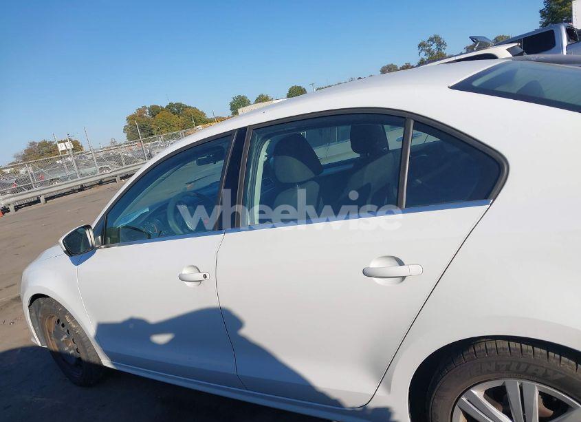 Photo 14 of 2017 Volkswagen Jetta 1.4T S (VIN 3VW2B7AJ6HM282802)