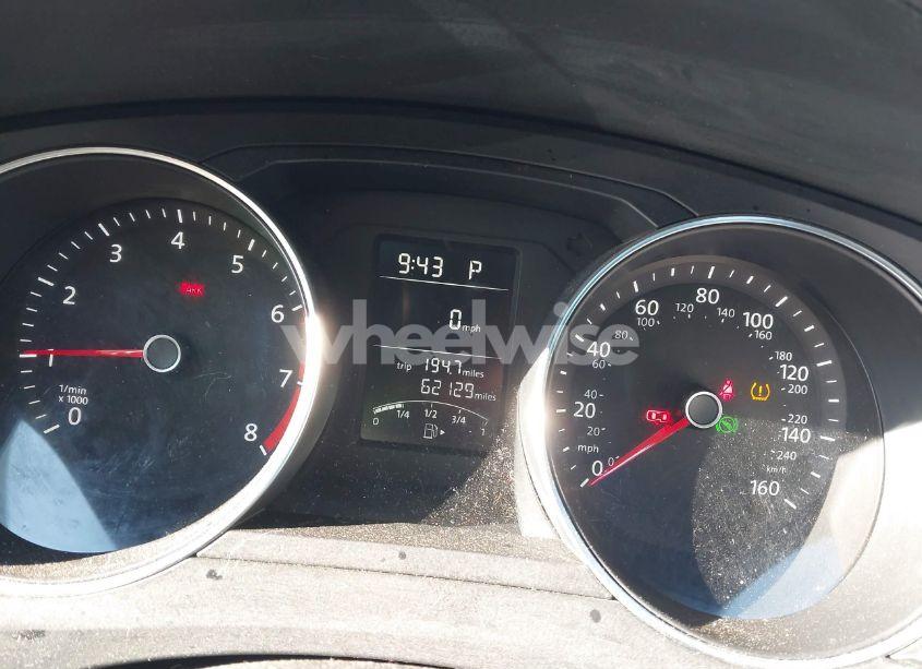 Photo 7 of 2017 Volkswagen Jetta 1.4T S (VIN 3VW2B7AJ6HM297669)