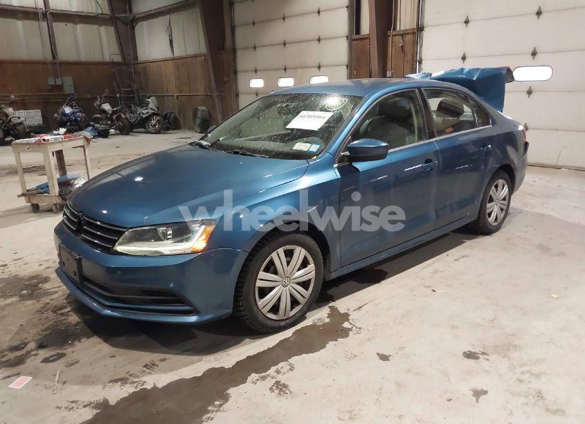 Photo 2 of 2017 Volkswagen Jetta 1.4T S (VIN 3VW2B7AJ6HM297882)