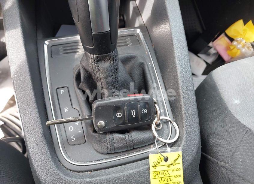 Photo 11 of 2017 Volkswagen Jetta 1.4T S (VIN 3VW2B7AJ6HM319136)